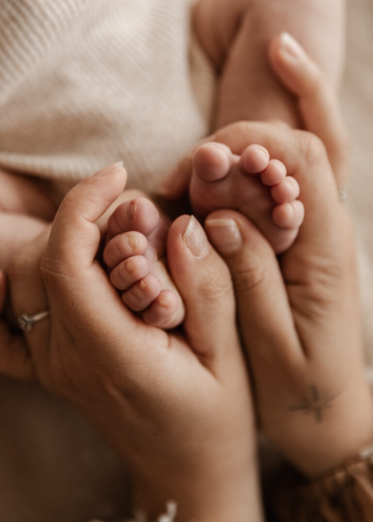 megane graindorge photographe tarn et garonne montauban toulouse 31 spécialiste de la grossesse et du nouveau né photographe naissance portrait d'enfant Photographe lifestyle Photographe grossesse 82