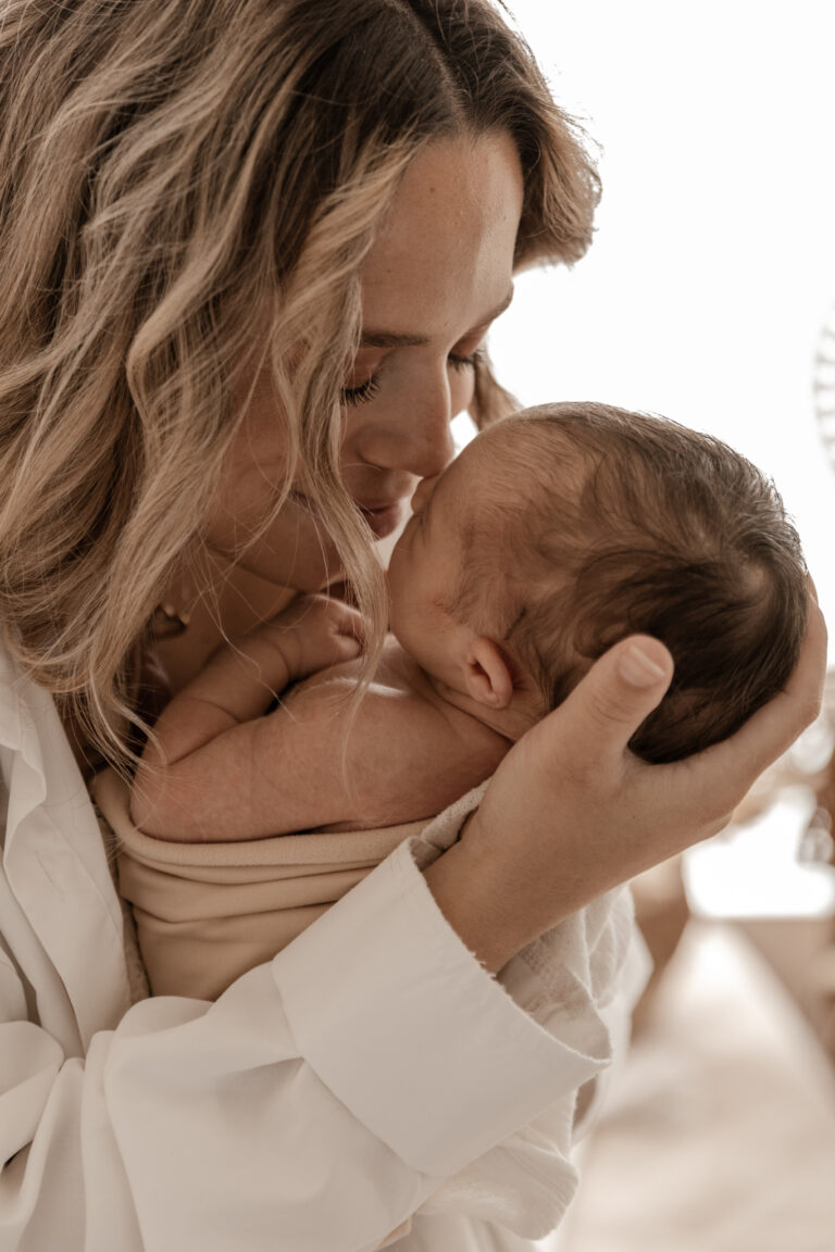 megane graindorge photographe tarn et garonne montauban toulouse 31 spécialiste de la grossesse et du nouveau né photographe naissance portrait d'enfant Photographe lifestyle Photographe grossesse 82