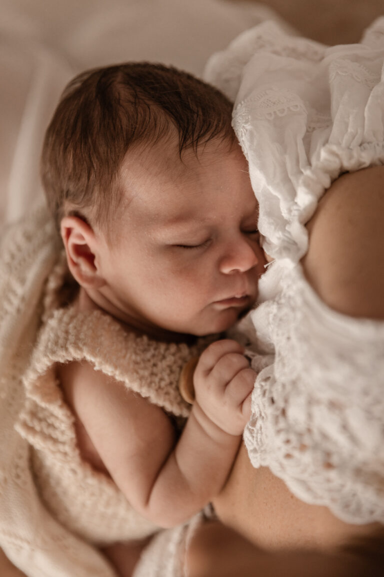 megane graindorge photographe tarn et garonne montauban toulouse 31 spécialiste de la grossesse et du nouveau né photographe naissance portrait d'enfant Photographe lifestyle Photographe grossesse 82