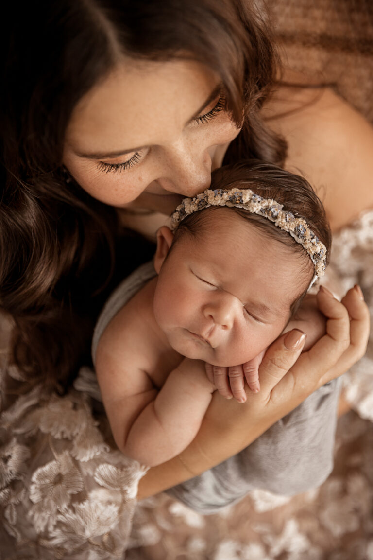 megane graindorge photographe tarn et garonne montauban toulouse 31 spécialiste de la grossesse et du nouveau né photographe naissance portrait d'enfant Photographe lifestyle Photographe grossesse 82