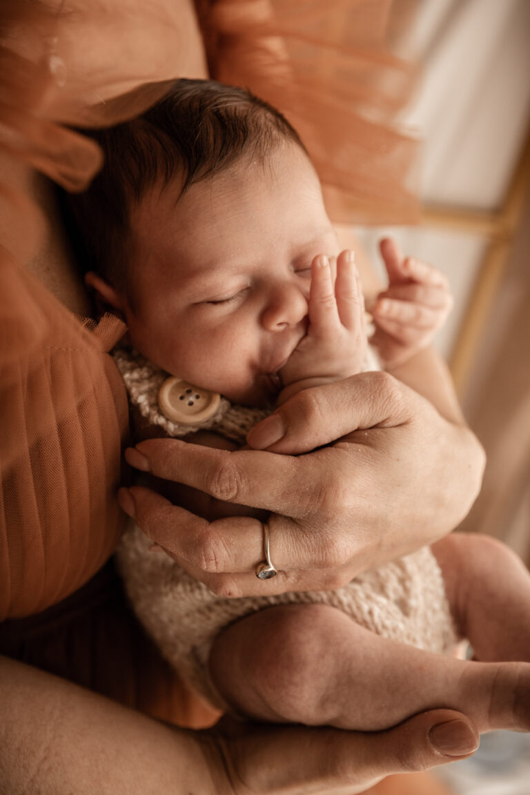 megane graindorge photographe tarn et garonne montauban toulouse 31 spécialiste de la grossesse et du nouveau né photographe naissance portrait d'enfant Photographe lifestyle Photographe grossesse 82