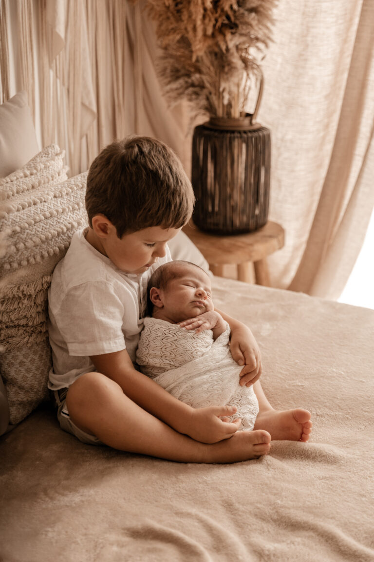 megane graindorge photographe tarn et garonne montauban toulouse 31 spécialiste de la grossesse et du nouveau né photographe naissance portrait d'enfant Photographe lifestyle Photographe grossesse 82