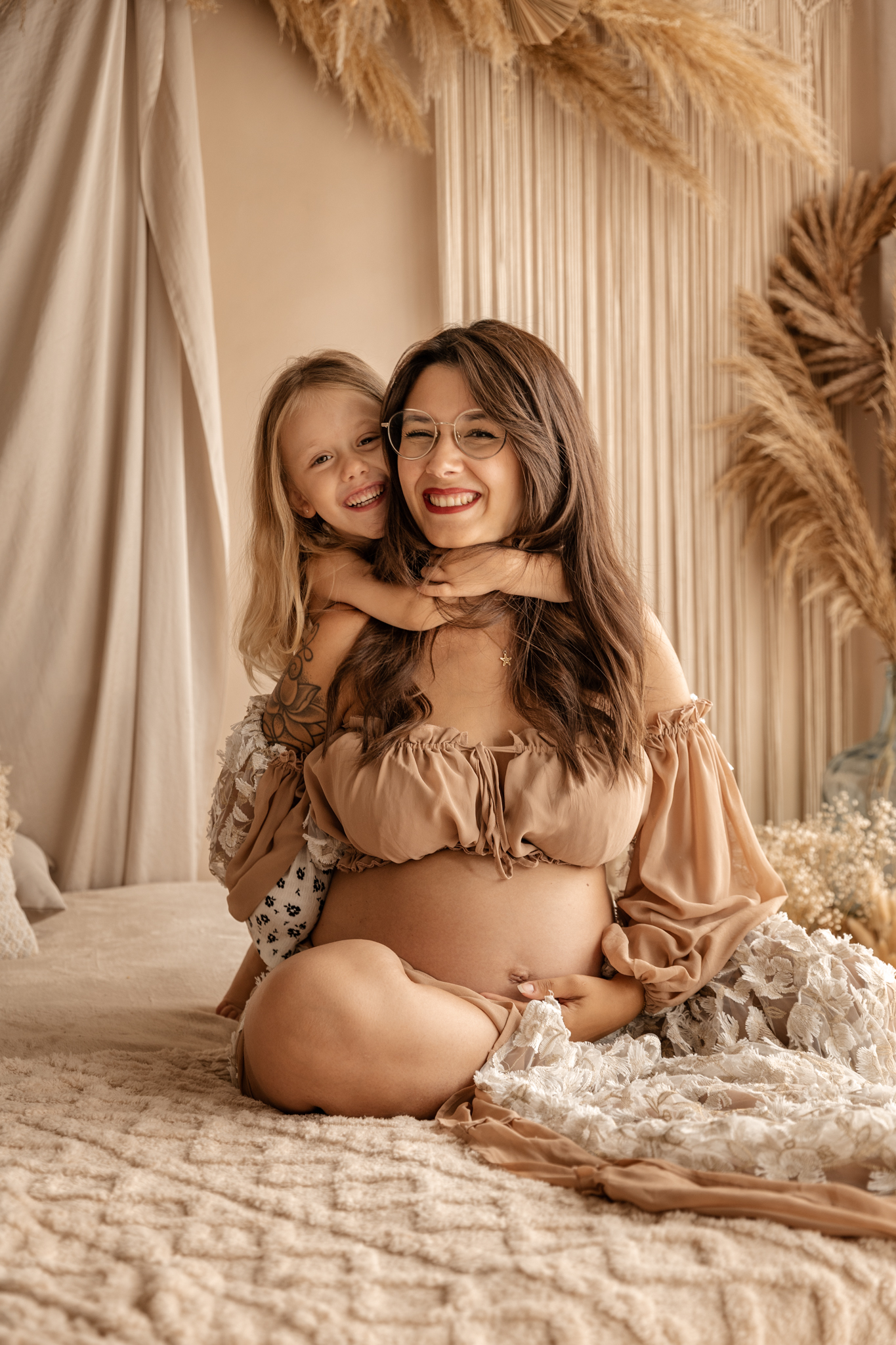 megane graindorge photographe tarn et garonne montauban 82 toulouse 31 spécialiste de la grossesse et du nouveau né photographe naissance portrait d'enfant Photographe lifestyle professionnelle formée grossesse maternité