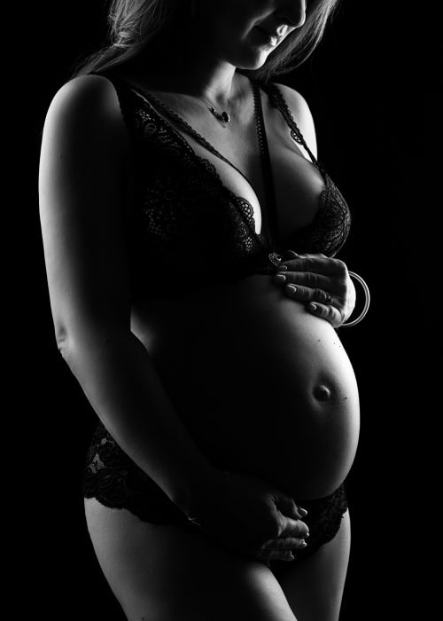 megane graindorge photographe tarn et garonne montauban 82 toulouse 31 spécialiste de la grossesse et du nouveau né photographe naissance portrait d'enfant Photographe lifestyle professionnelle formée grossesse maternité