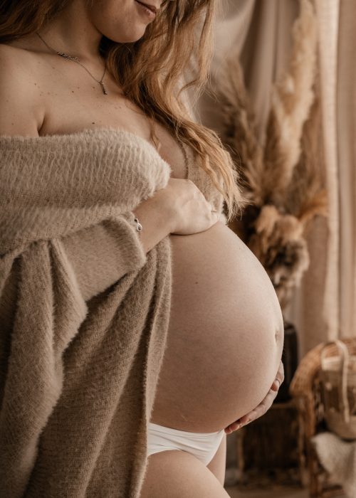megane graindorge photographe tarn et garonne montauban 82 toulouse 31 spécialiste de la grossesse et du nouveau né photographe naissance portrait d'enfant Photographe lifestyle professionnelle formée grossesse maternité