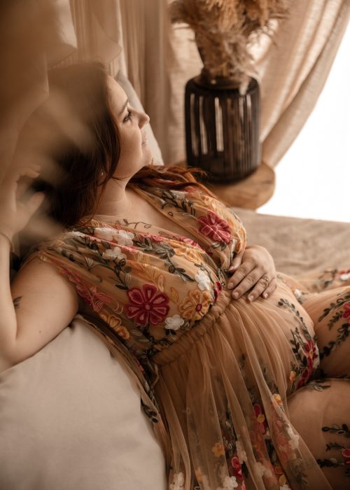 megane graindorge photographe tarn et garonne montauban 82 toulouse 31 spécialiste de la grossesse et du nouveau né photographe naissance portrait d'enfant Photographe lifestyle professionnelle formée grossesse maternité