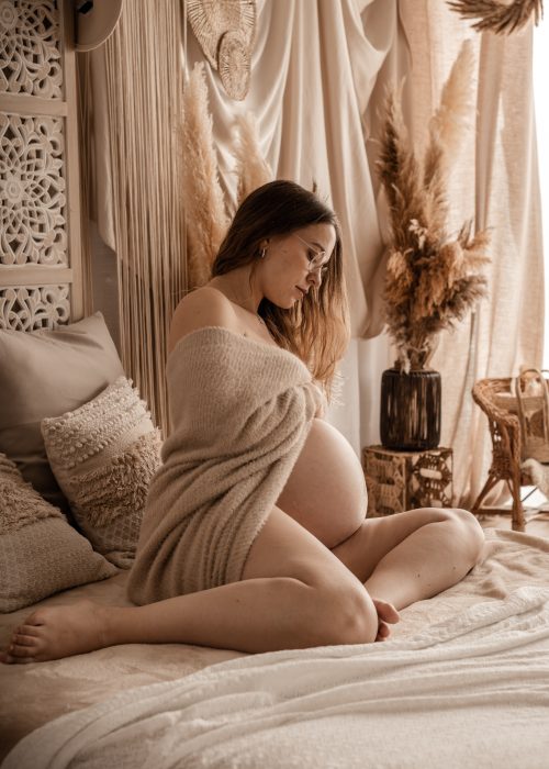 megane graindorge photographe tarn et garonne montauban 82 toulouse 31 spécialiste de la grossesse et du nouveau né photographe naissance portrait d'enfant Photographe lifestyle professionnelle formée grossesse maternité