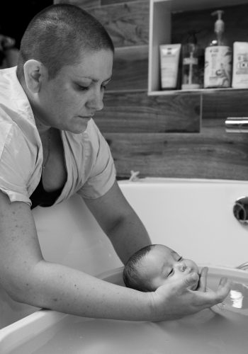 megane graindorge photographe tarn et garonne montauban 82 toulouse 31 spécialiste de la grossesse et du nouveau né photographe naissance, bain de lait, bain thérapeutique, Photographe lifestyle professionnelle formée grossesse maternité